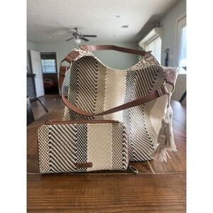 Sakroots Roma Shopper in Tobacco Batik Woven Material With Wallet